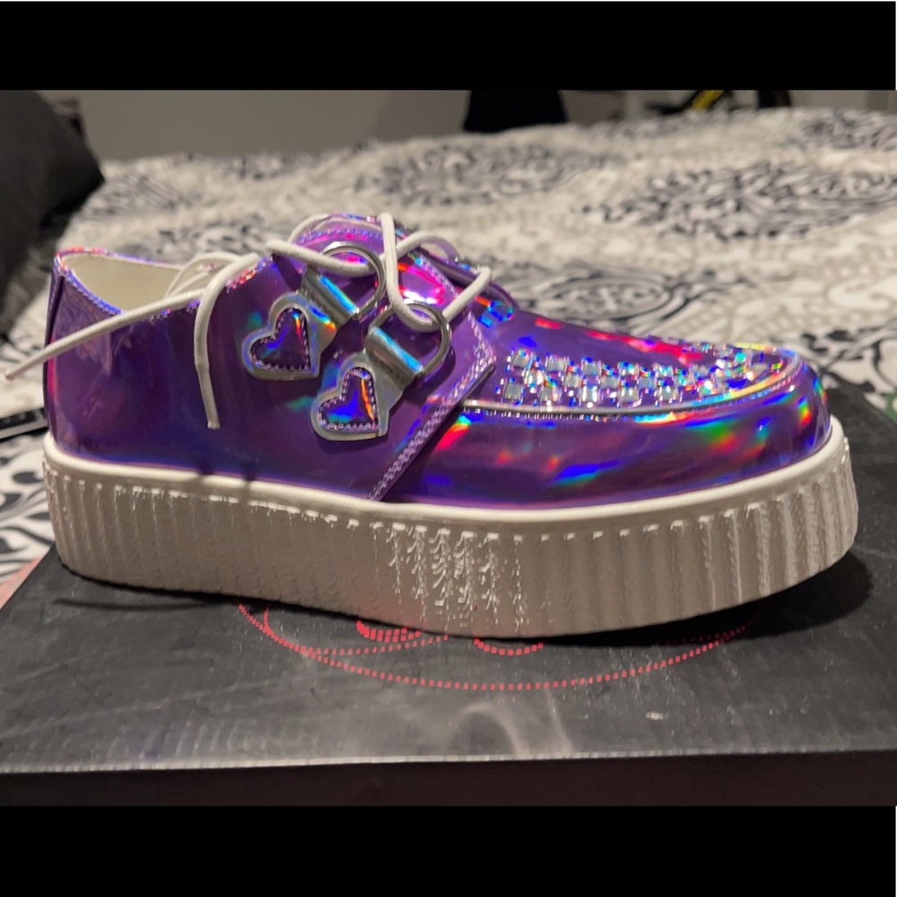Purple Hologram Creepers
